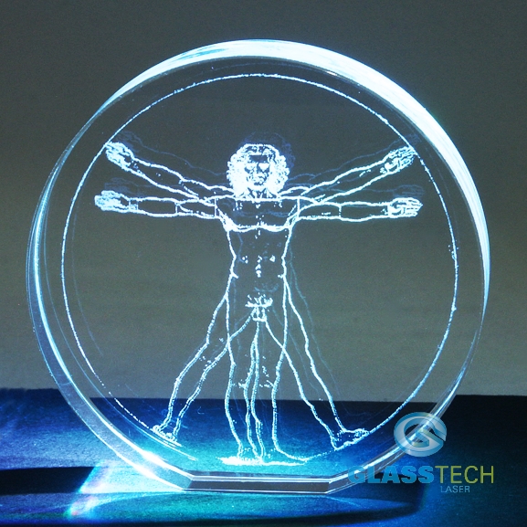 Vitruvian  laserovaný ve skleněném těžítku